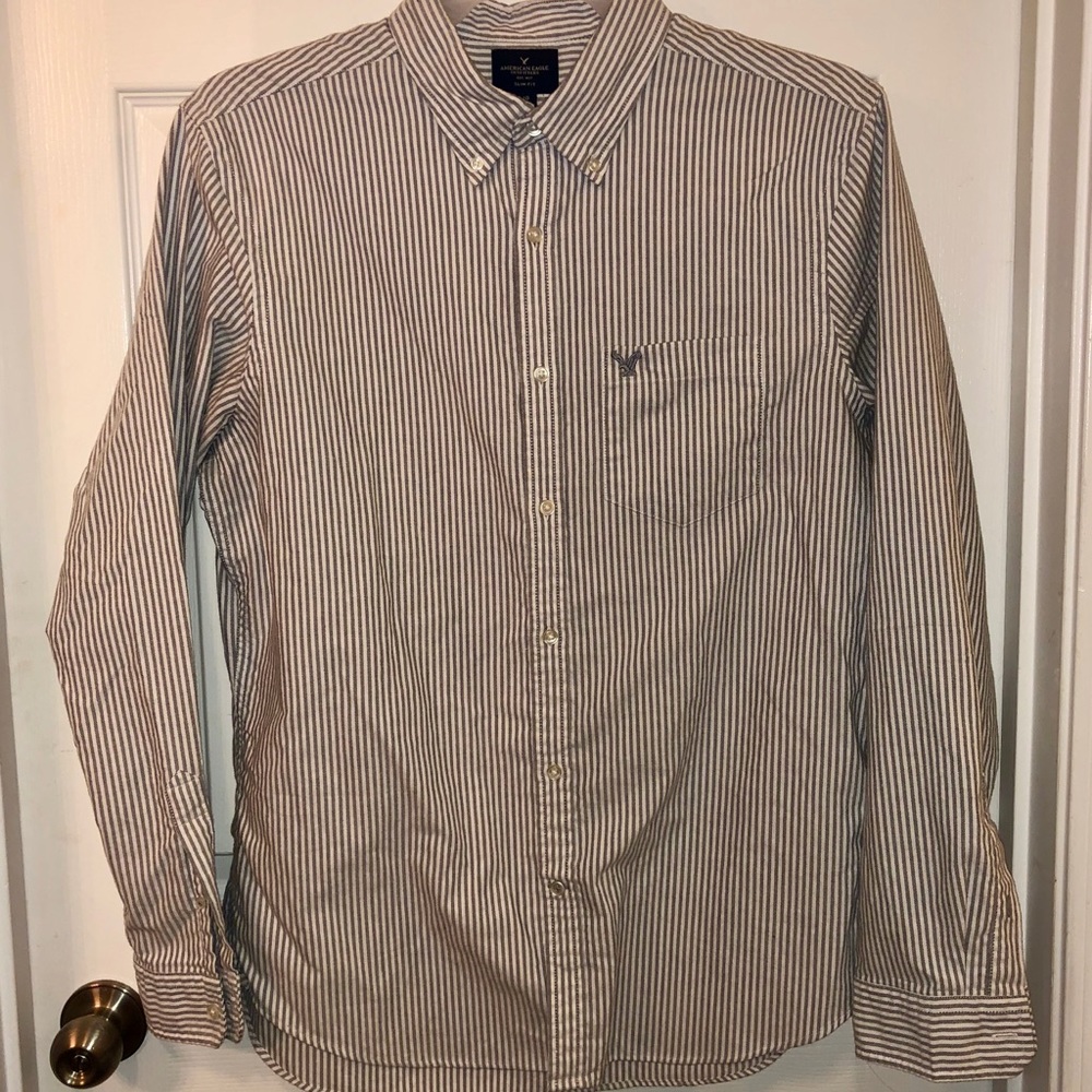 American Eagle Men's button down shirt long sleeve